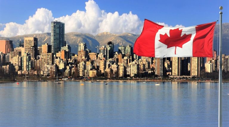 Comment demander une Autorisation de Voyage Électronique (AVE) pour voyager au Canada ?
